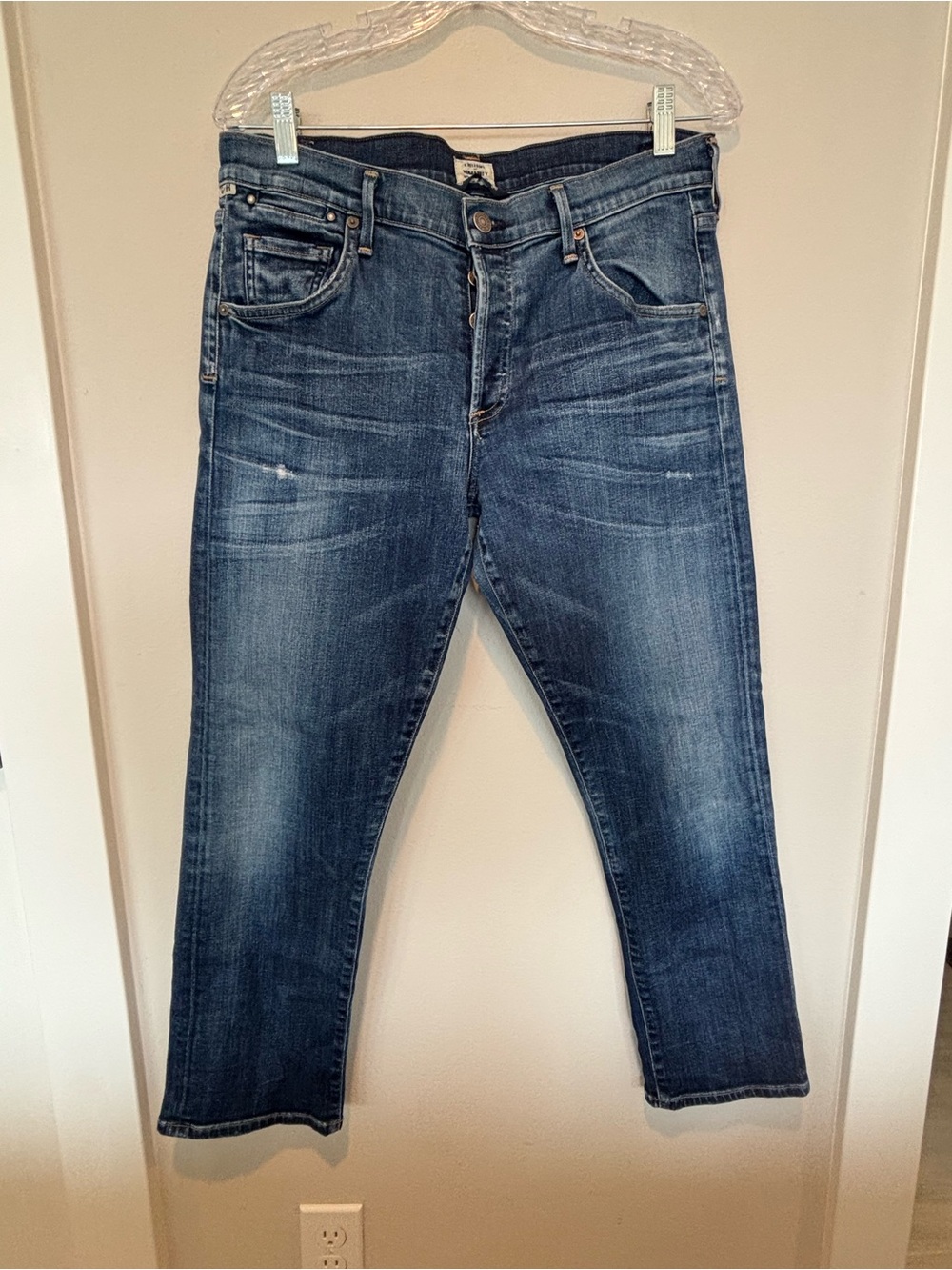 Citizens Of Humanity Slim Straight Jeans in Dark Blue